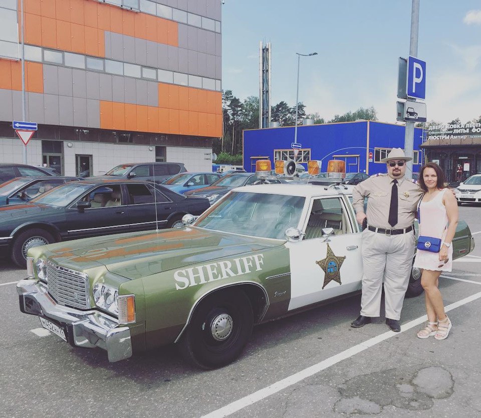 Chrysler Newport 1975 Sheriff — кадр 4 из 10