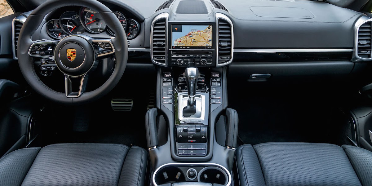 Porsche Cayenne (2G) — кадр 3 из 3