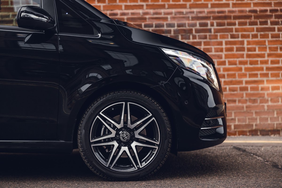 Mercedes-Benz V300D