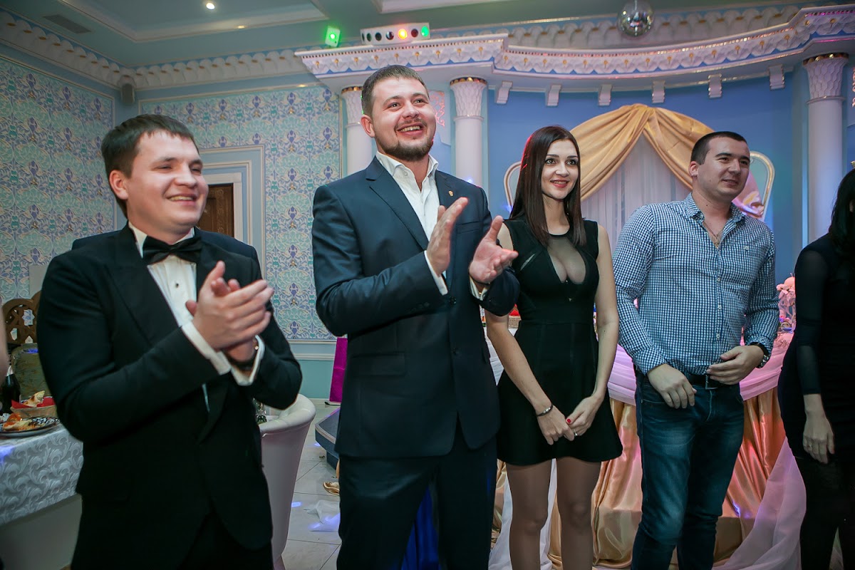 Свадебный вечер в ресторане для Андрея и Елены
