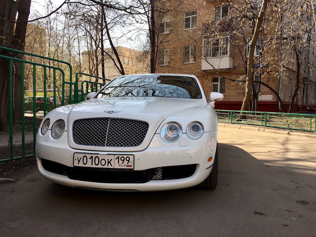 Bentley Continental Flying Spur