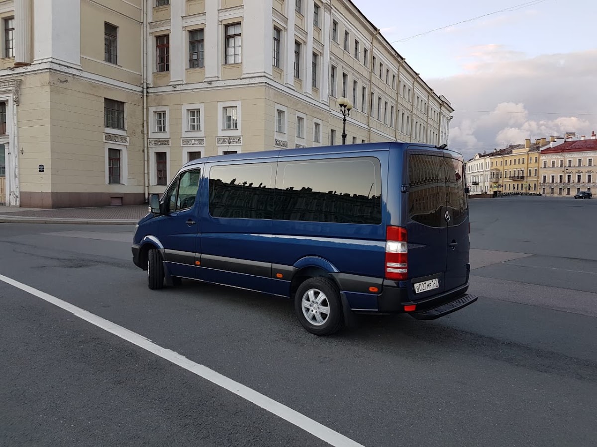 Mercedes-Benz Sprinter LUX