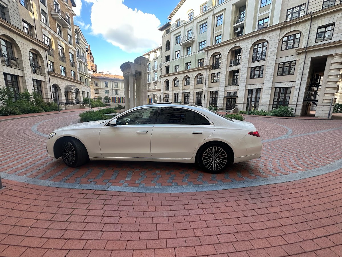 Мерседес w223 гос.N 097 — кадр 3 из 7
