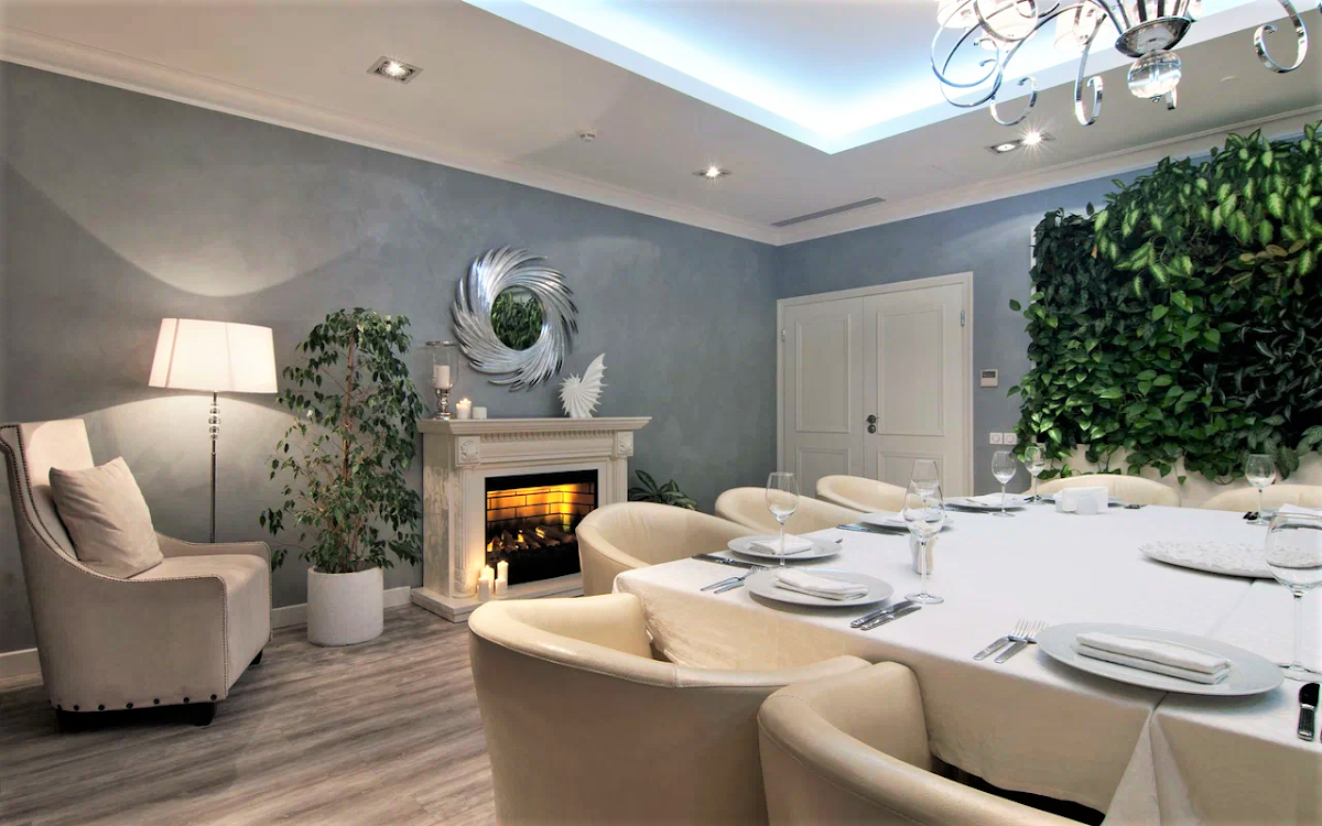 Малый зал