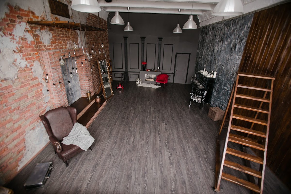 Zoom-Room