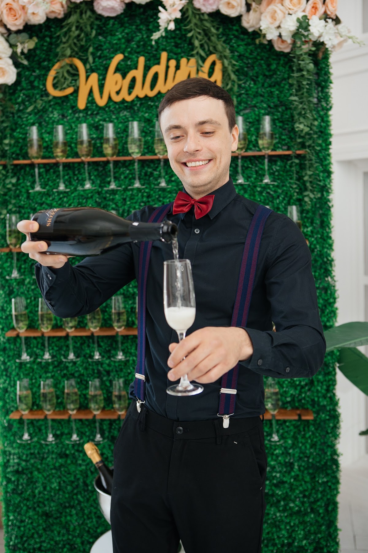 Фотозона с бокалами от Barboss Catering