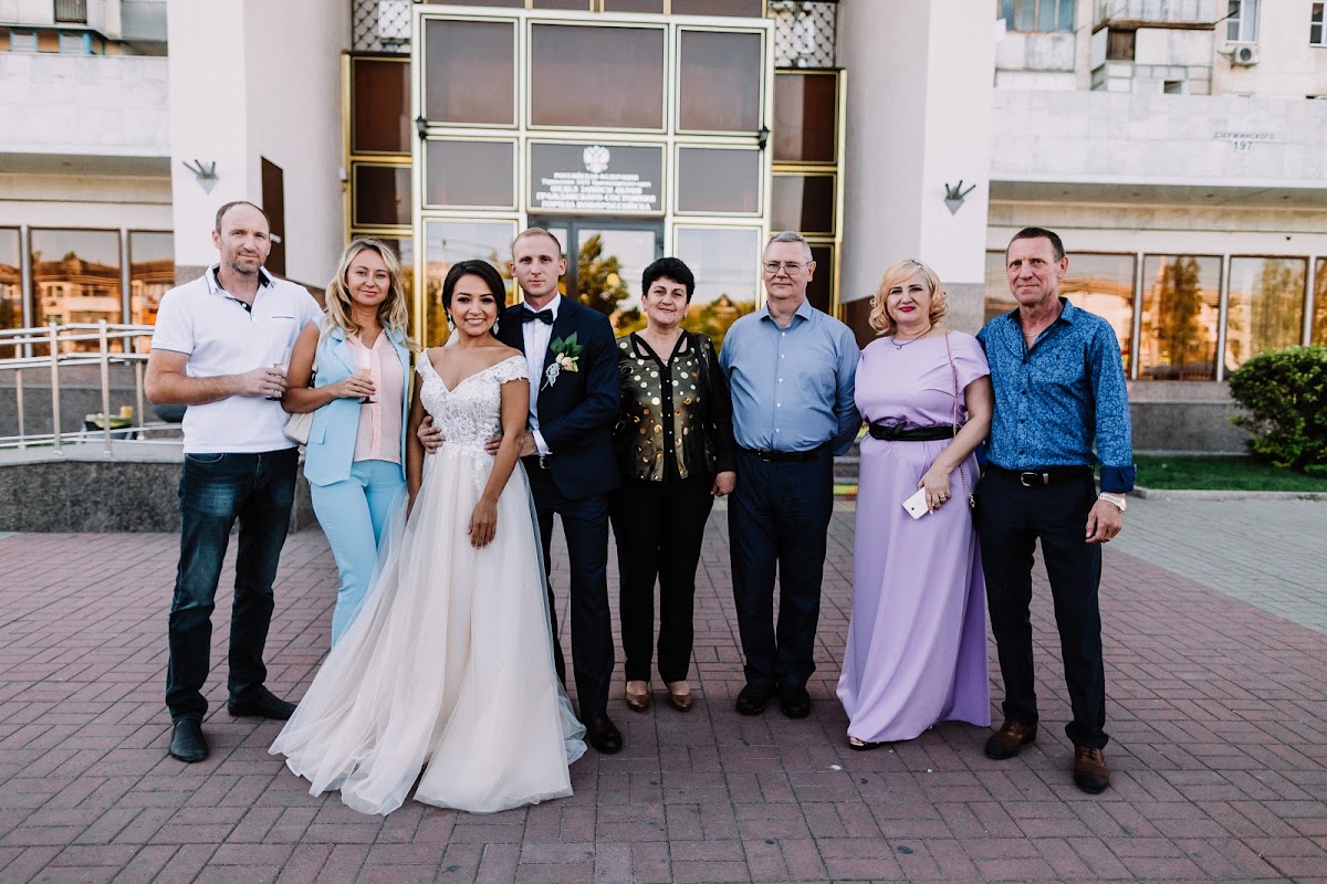 Айгуль и Анатолий