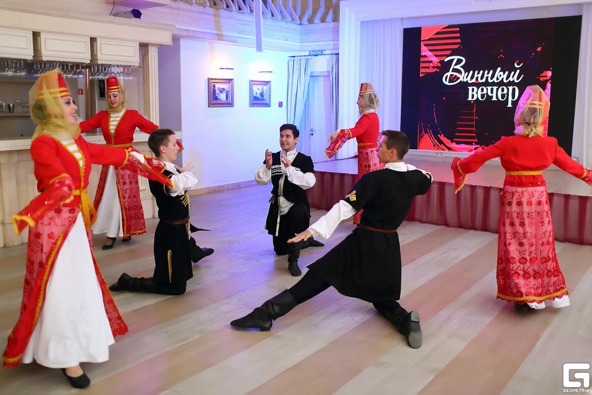 Арт-студия "Праздничная шкатулка"