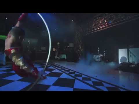 Видео