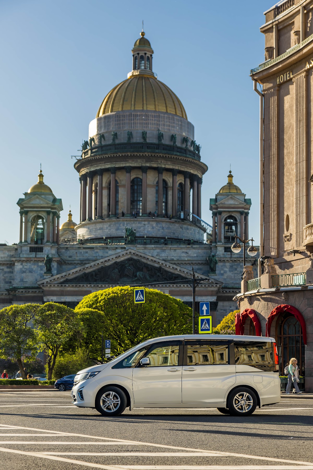 Минивэн Honda Stepwgn