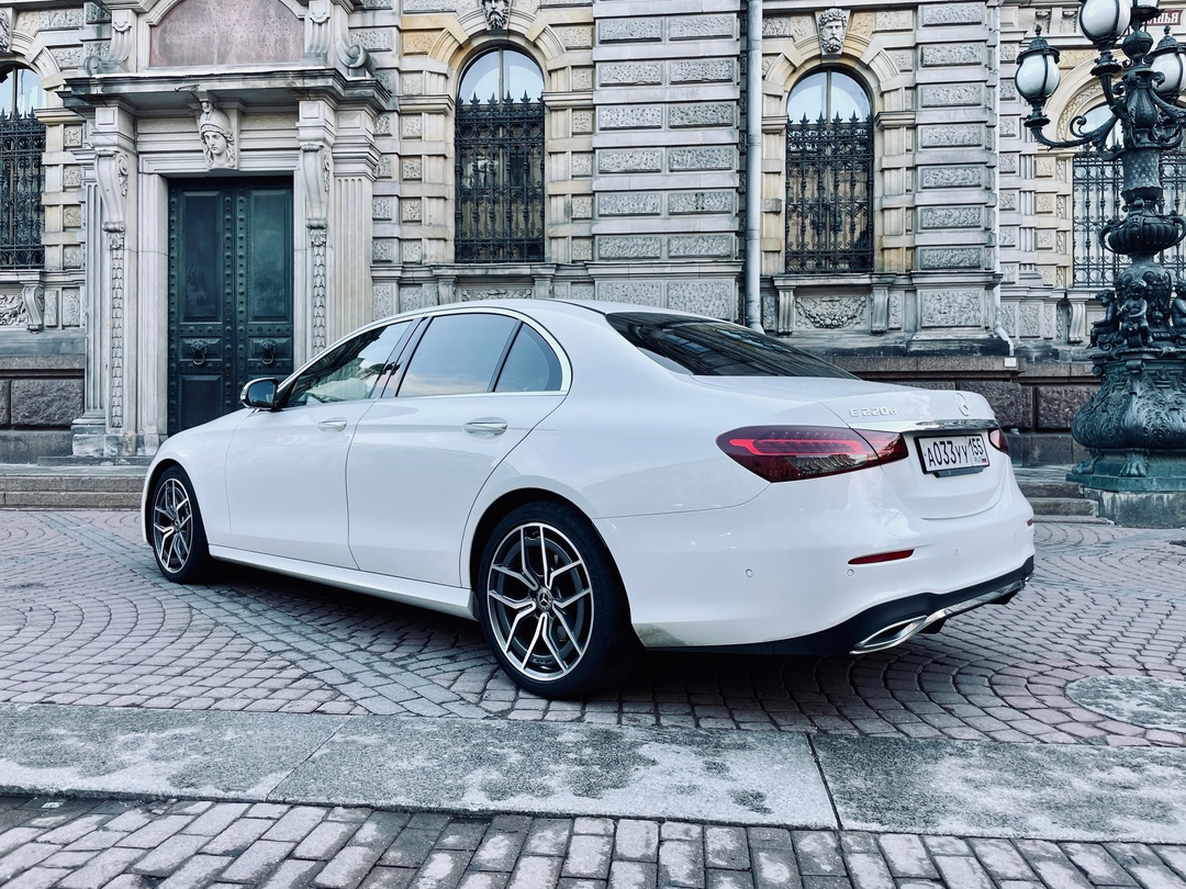 Mercedes 213 rest 2022