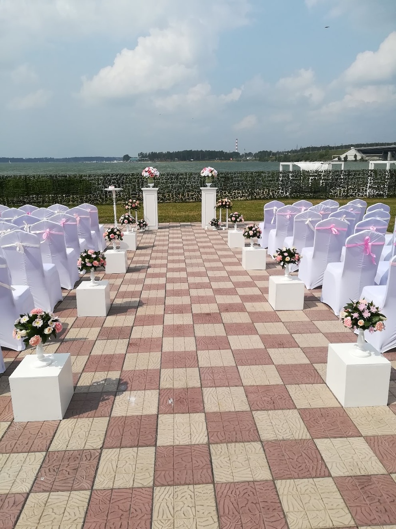 Royal Wedding decor