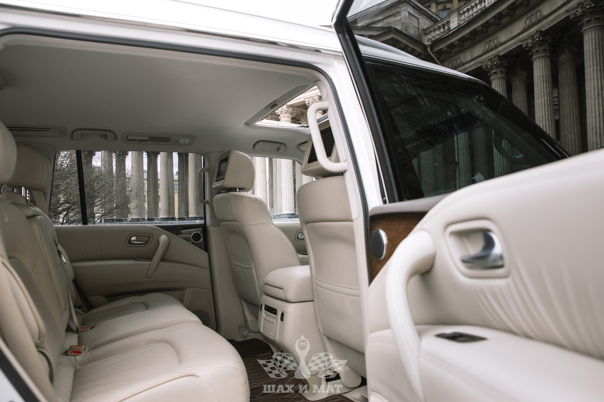 Infiniti QX80 "Larte"
