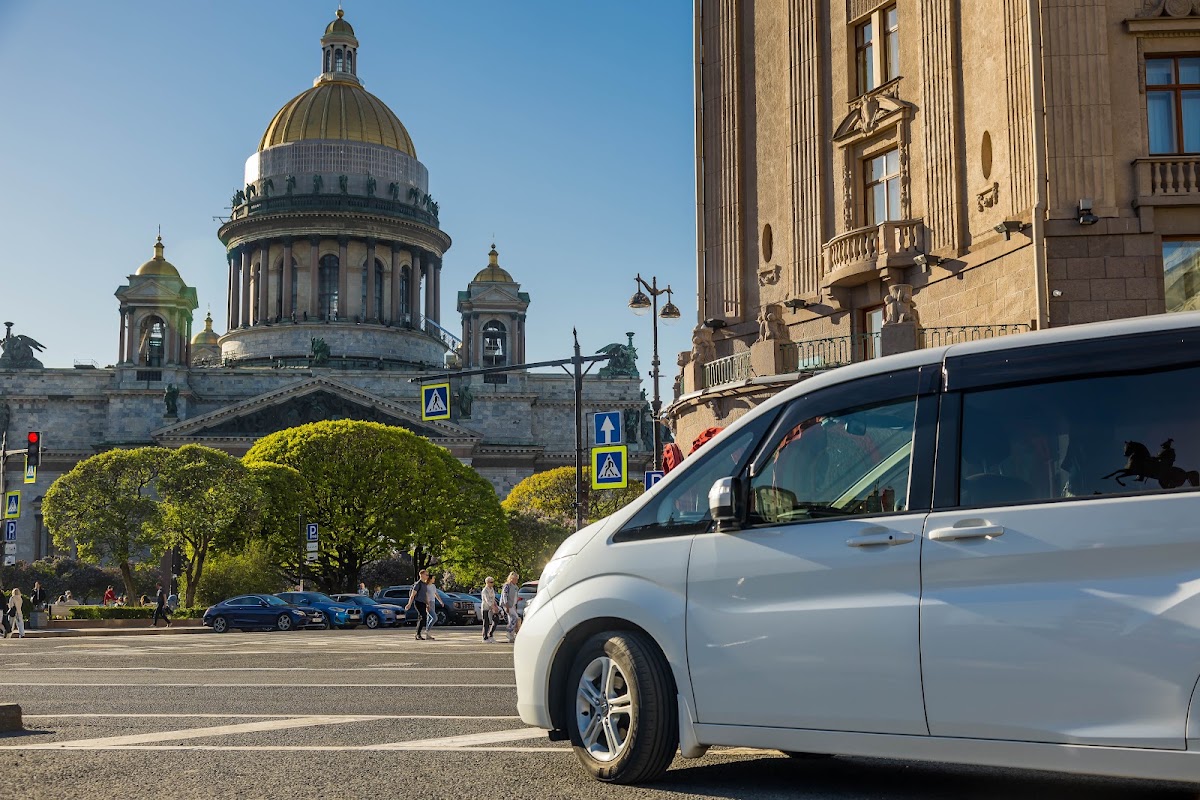 Минивэн Honda Stepwgn