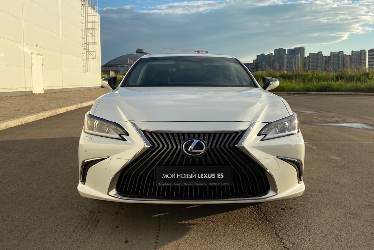 Lexus ES250/в — кадр 3 из 7