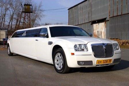 Chrysler 300 C — кадр 2 из 5