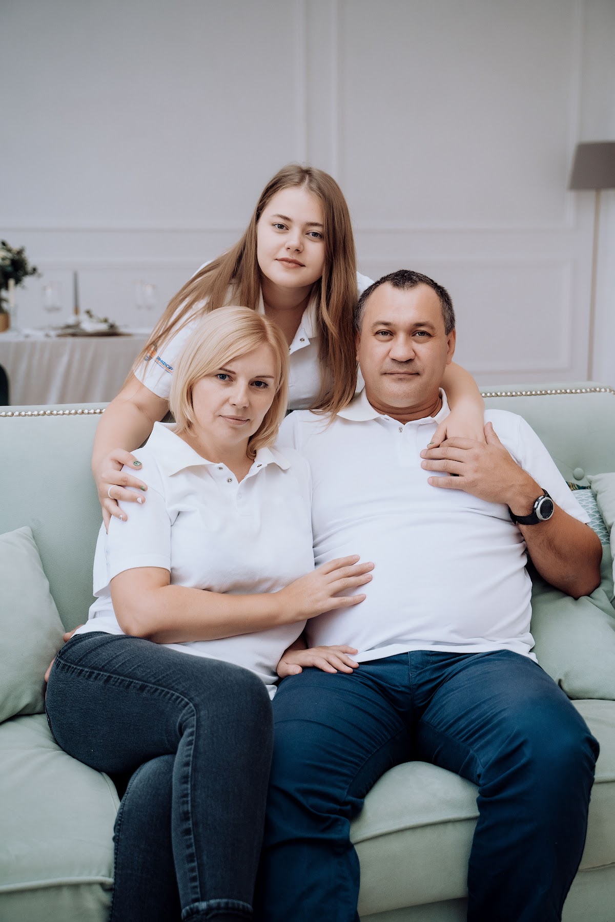 Семейная фотосессия в  фотостудии