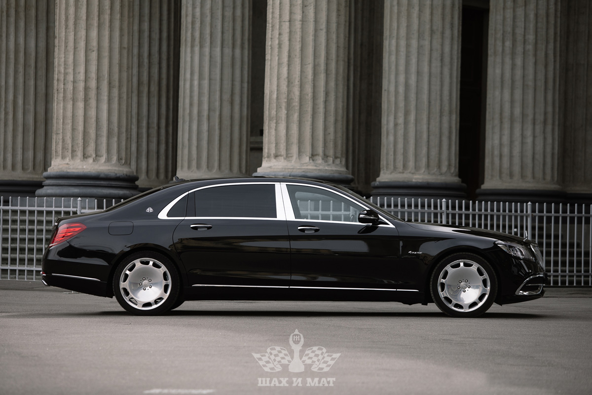 Mercedes Maybach S560