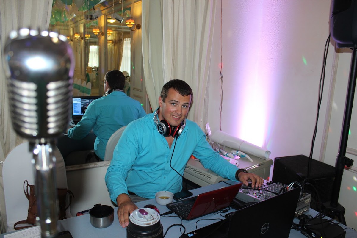 Dj Mitol