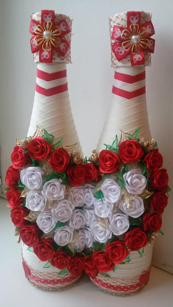 Свадебные бутылки и бокалы