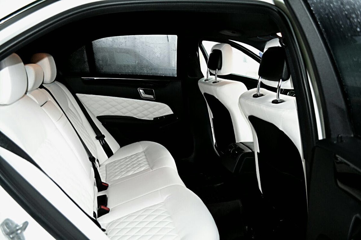 Mercedes-Benz E200