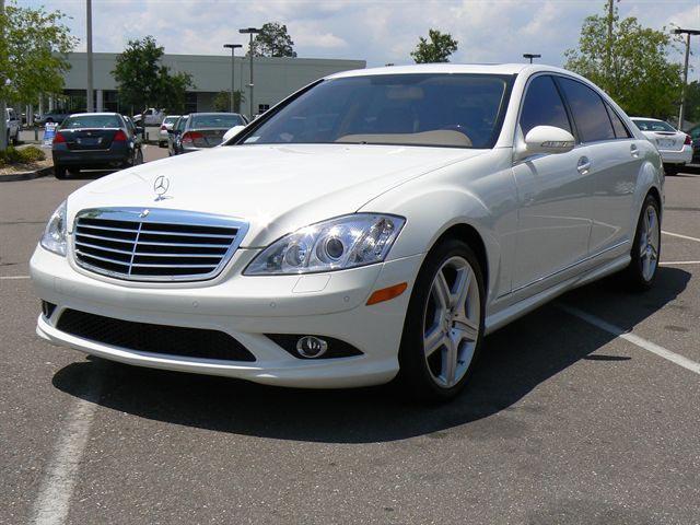 Mercedes-Benz S-class 221