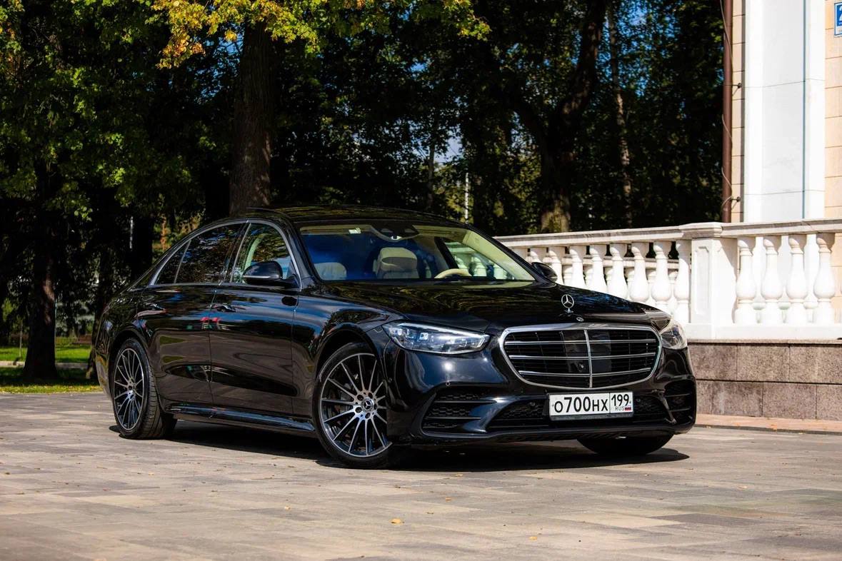 Мерседес s500(w223)LONG гос.N:700 — кадр 2 из 6