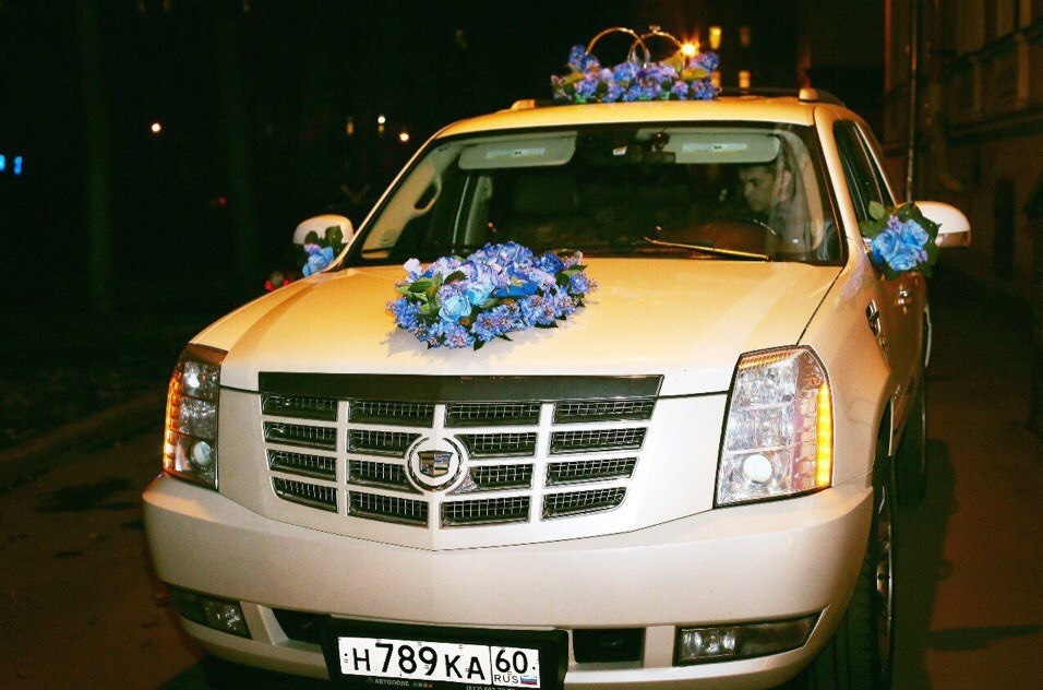 Cadillac Escalade на Праздник