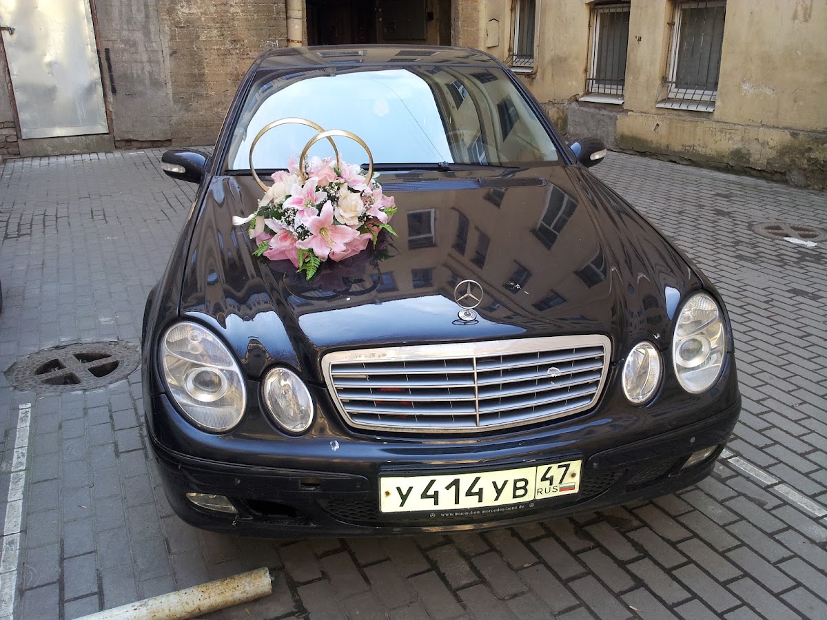 Mercedes-Benz W 211