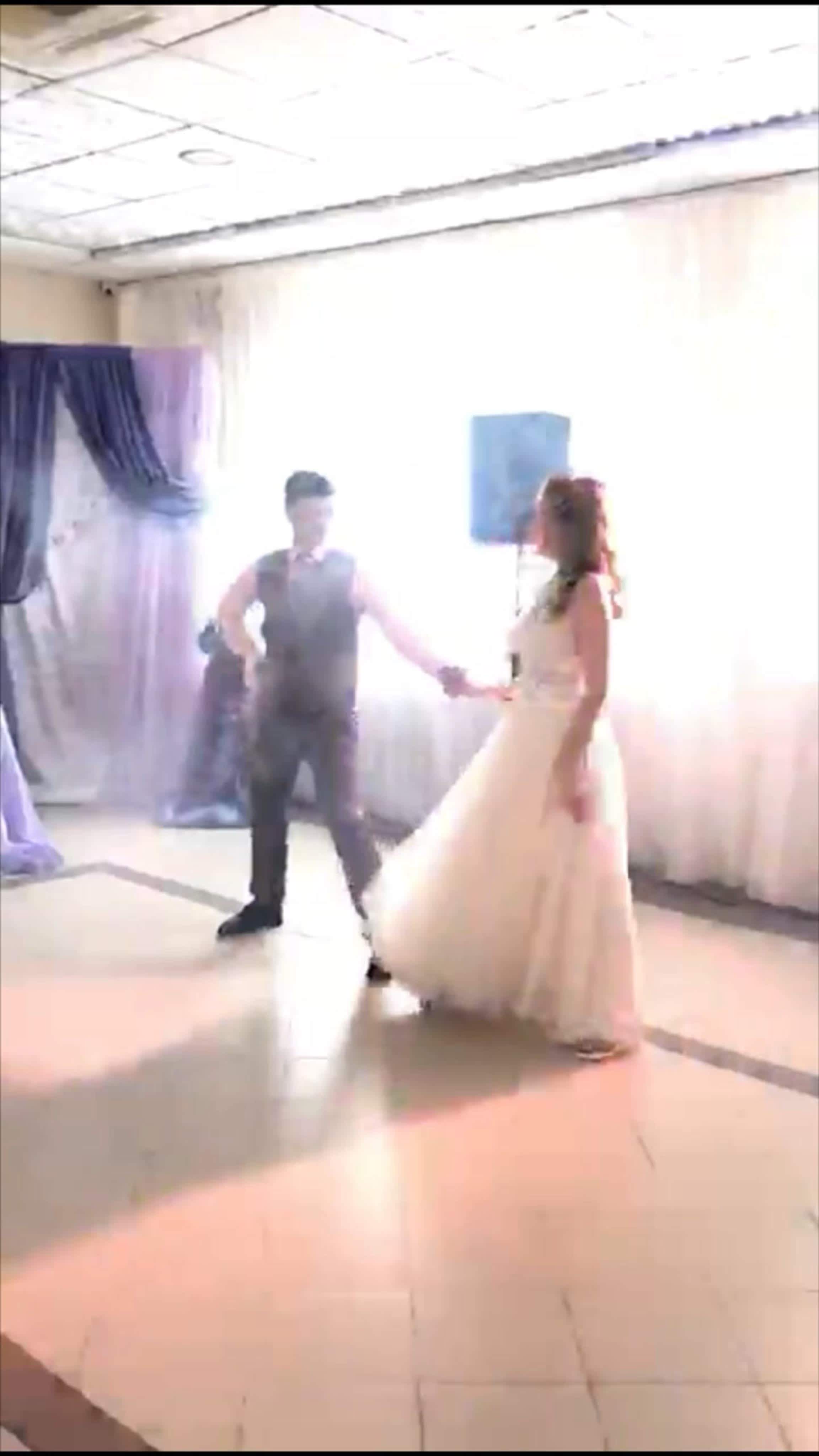 Видео