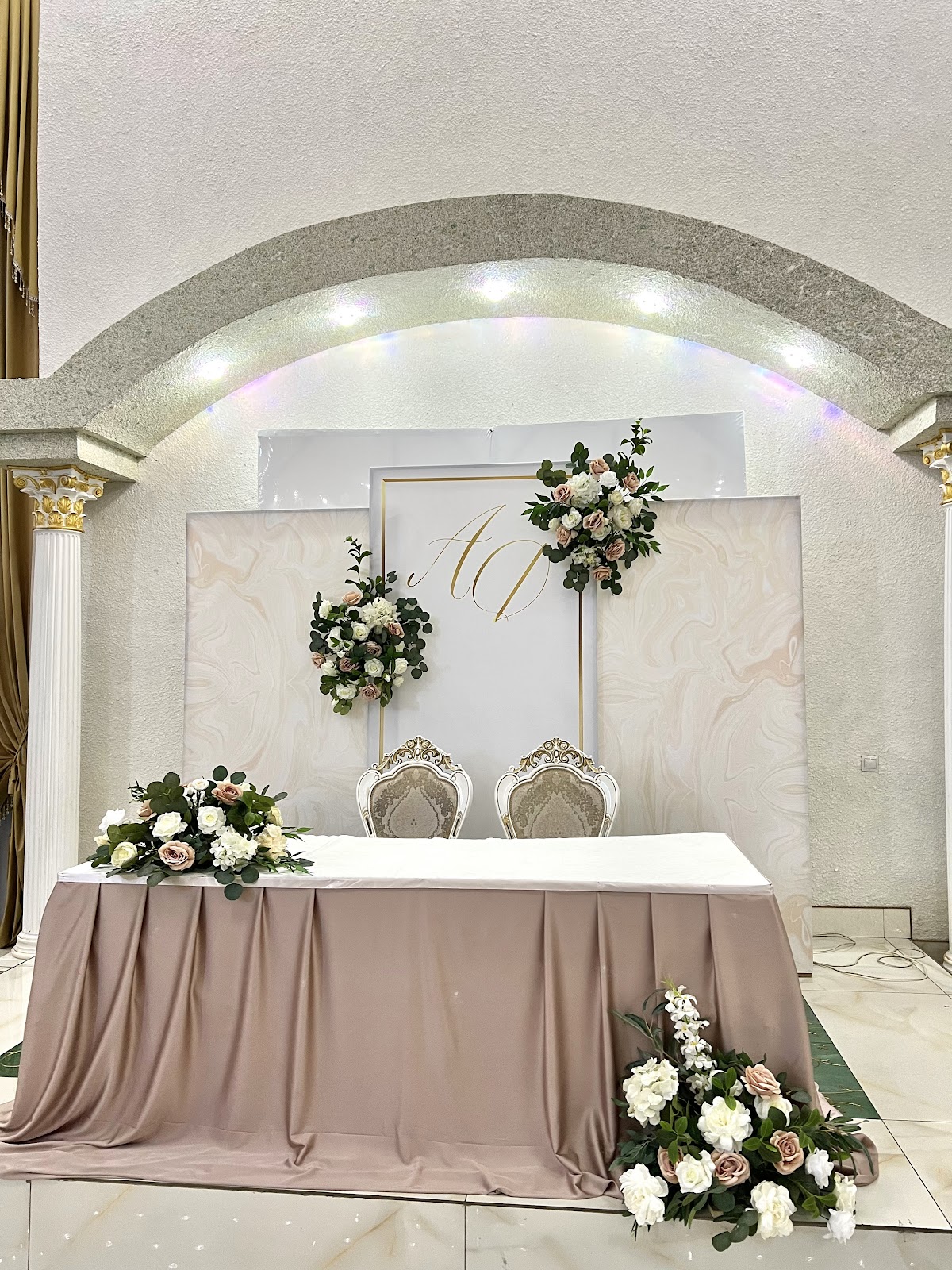 Портфолио: Оформление свадебного зала