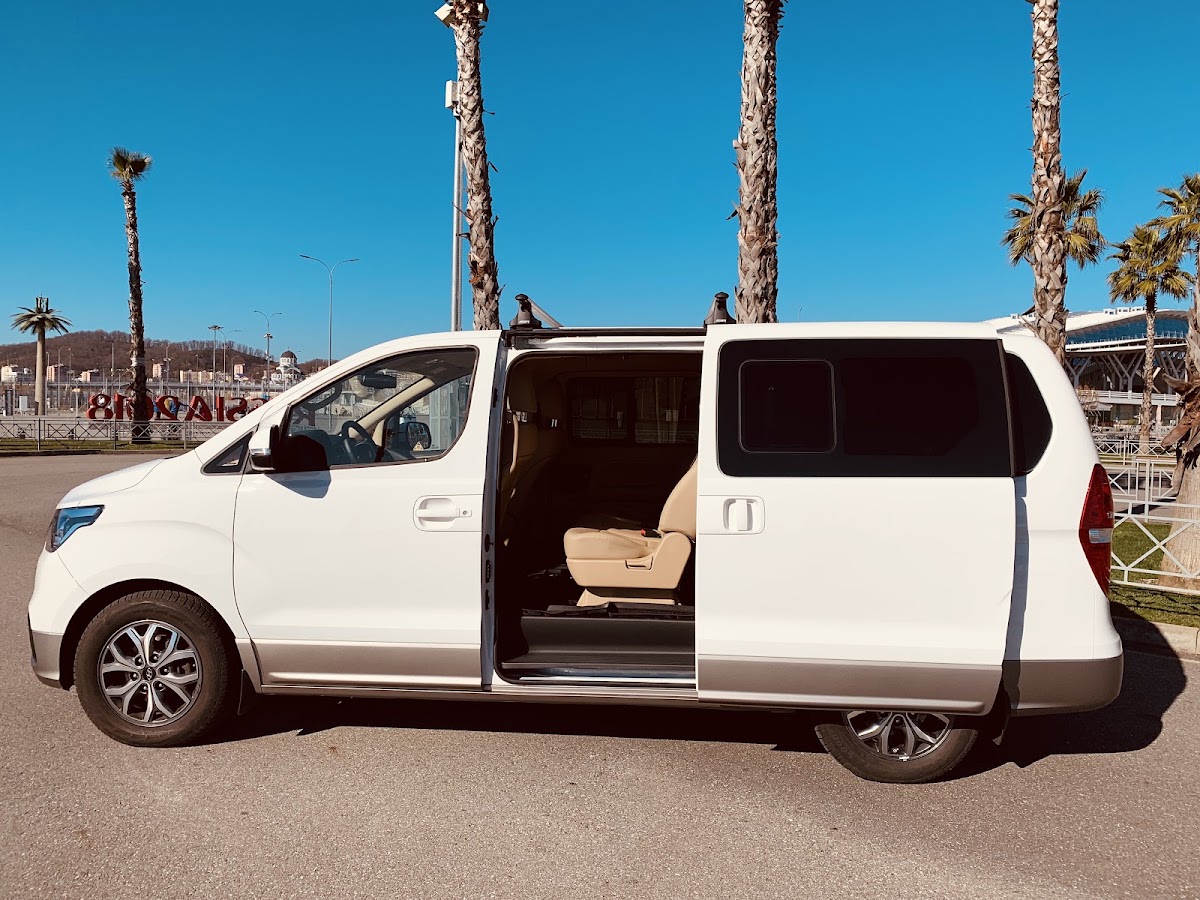 Hyundai H-1