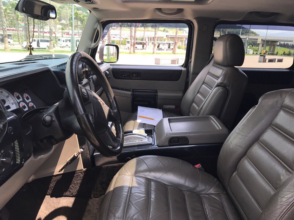 Hummer H2