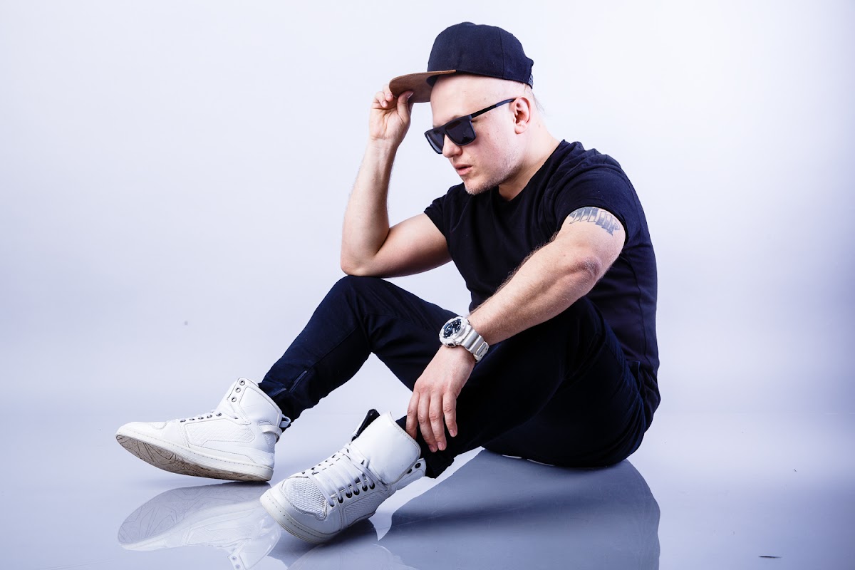 Max Pride — кадр 5 из 25
