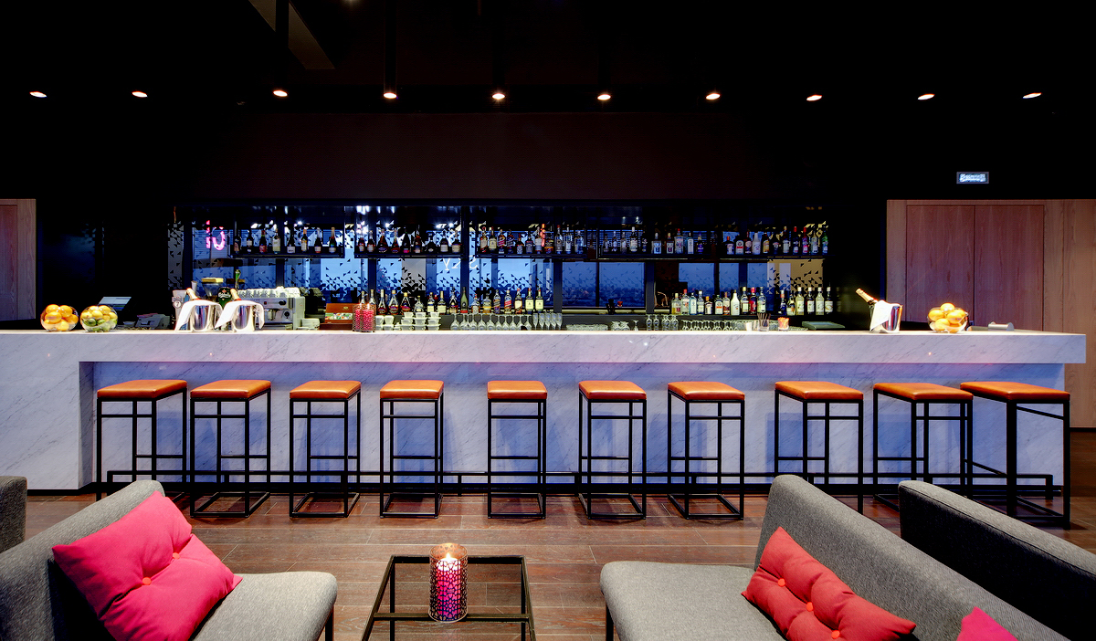 SKY bar