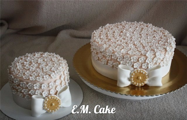 E.M.Cake