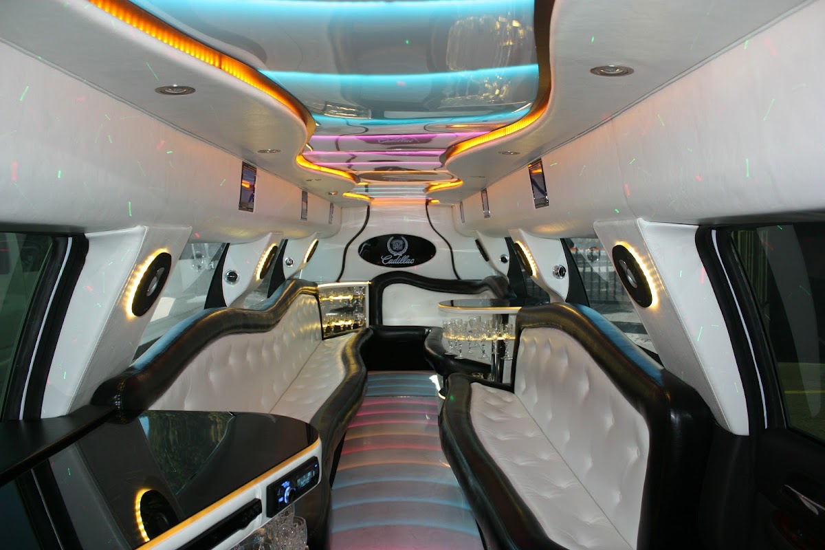 Cadillac Escalade — кадр 5 из 7