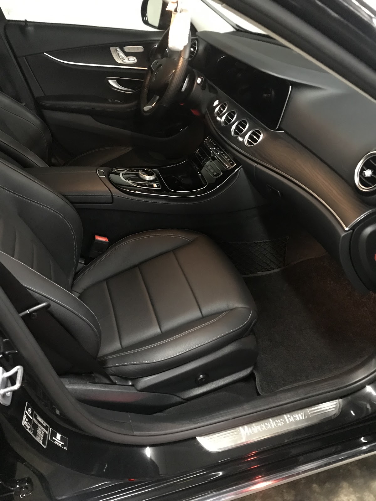 Mercedes E 200