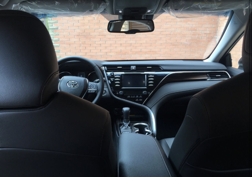 Toyota Camry V70