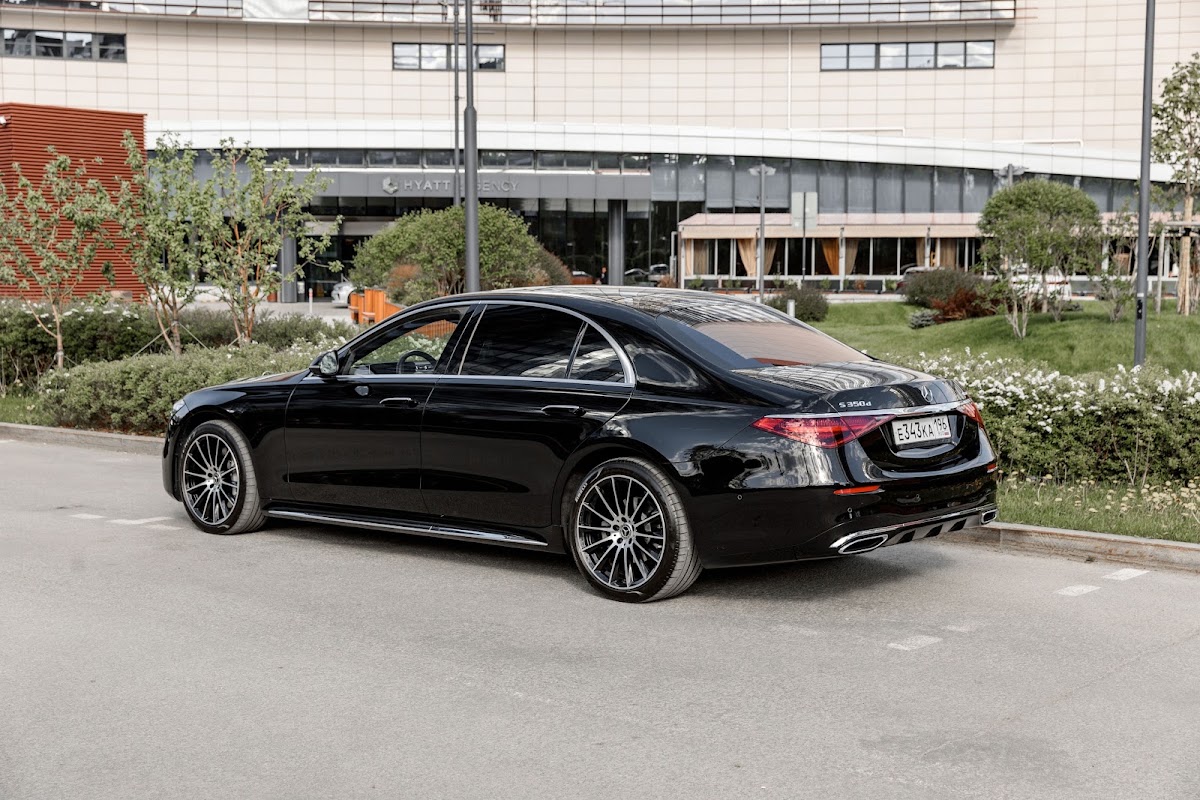 Mercedes- Benz S Class 223