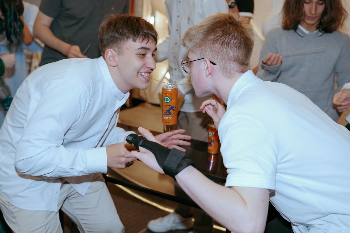 Кадр 100 из 200