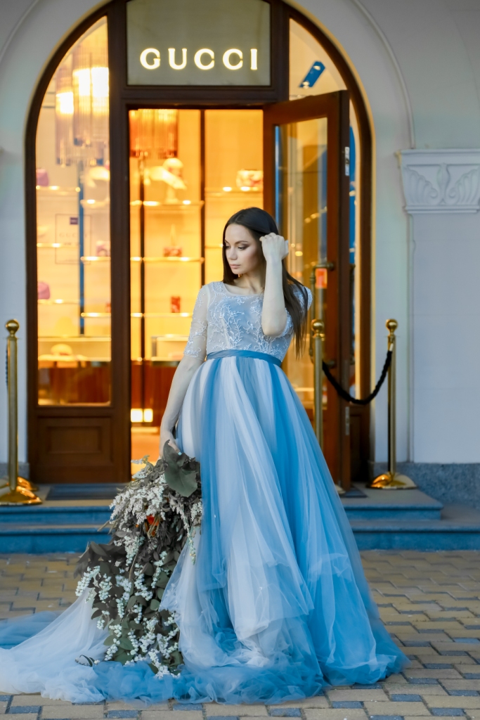 Лариса Мостовая