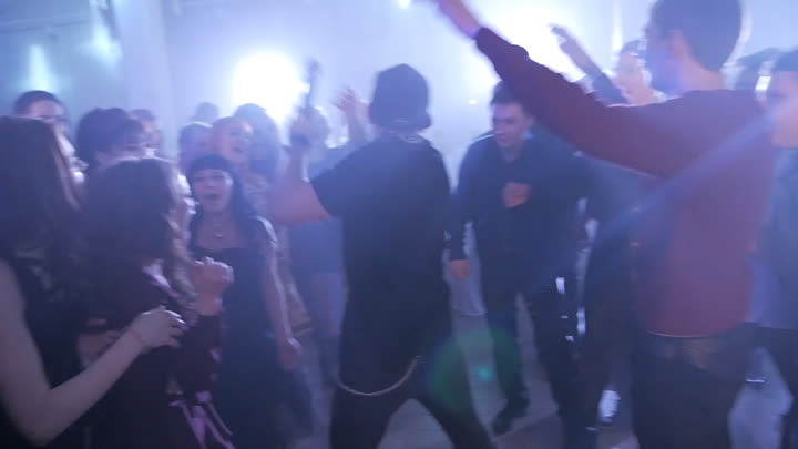 Видео