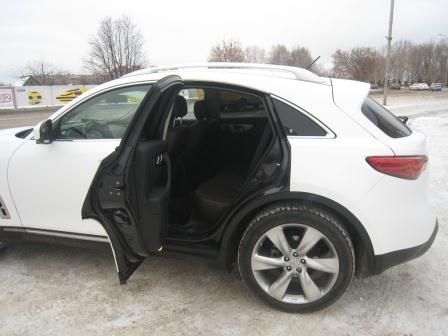 Infiniti FX 37S — кадр 4 из 4