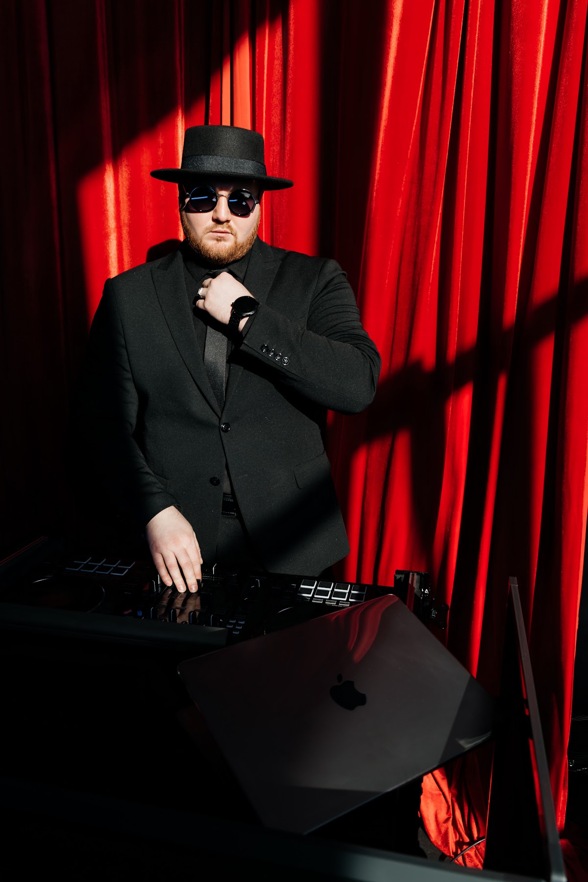 DJ MIRONYX