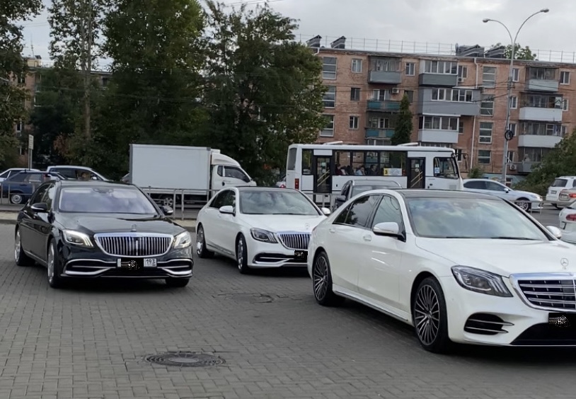 Mercedes Maybach — кадр 3 из 7