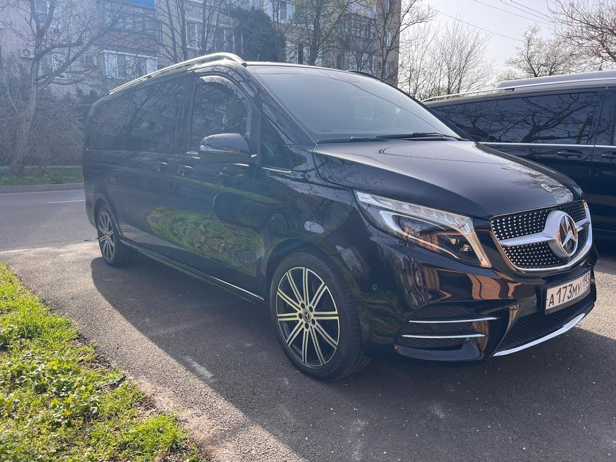 Mercedes V-класс — кадр 2 из 4