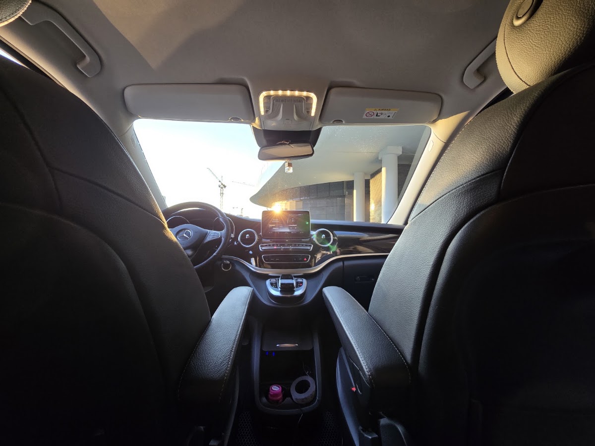 Mercedes-Benz V-class — кадр 5 из 8