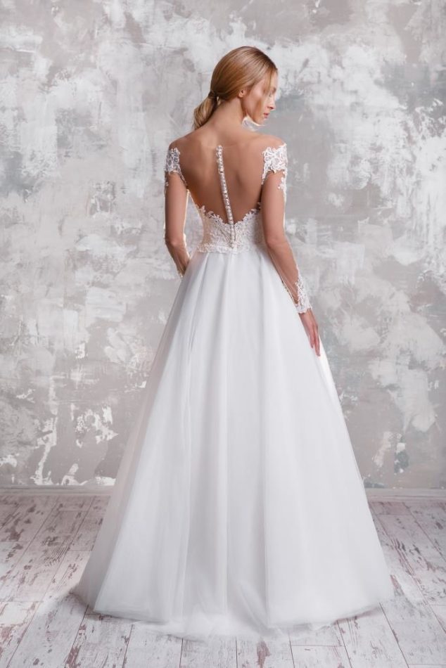 Sarah 1807 — кадр 2 из 3