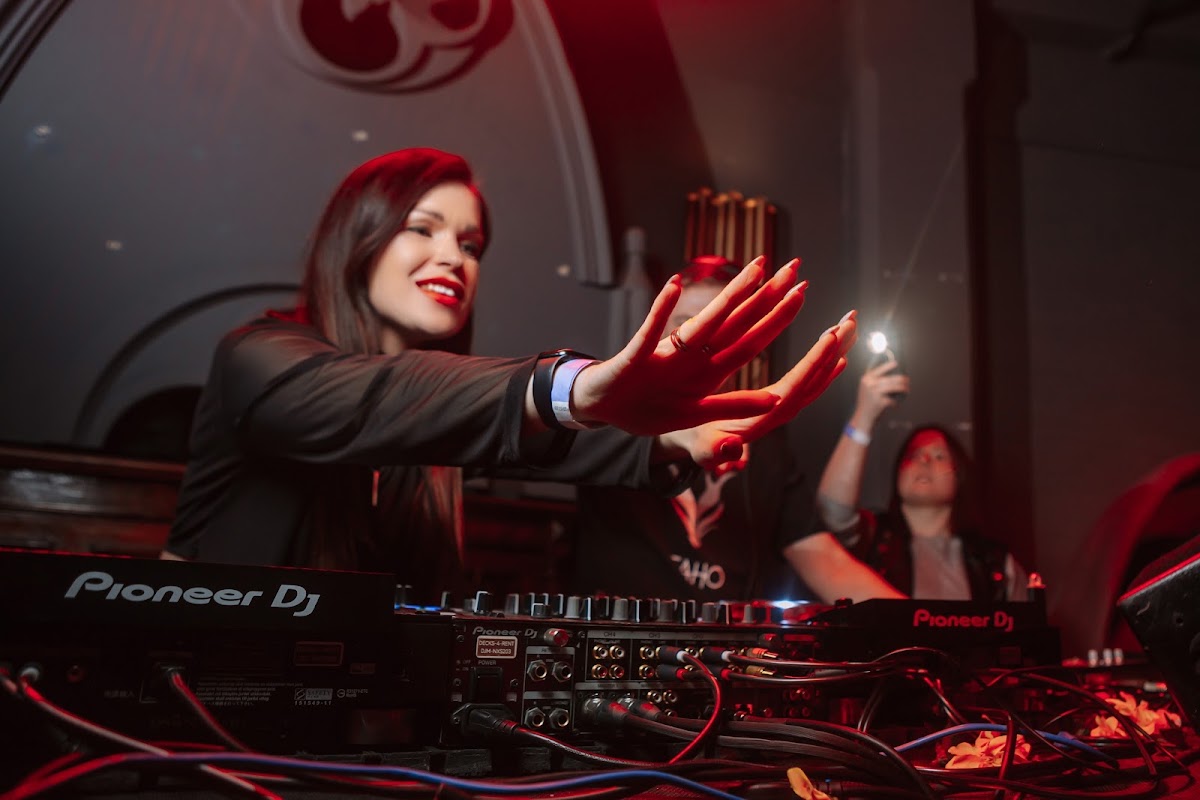 DJ Delika